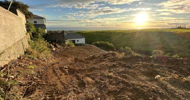 parcelle constructible de 336 m2 avec vue mer & montagne   la bretagne (chemin des crotons)