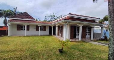 a vendre belle villa plein pied sur st andre